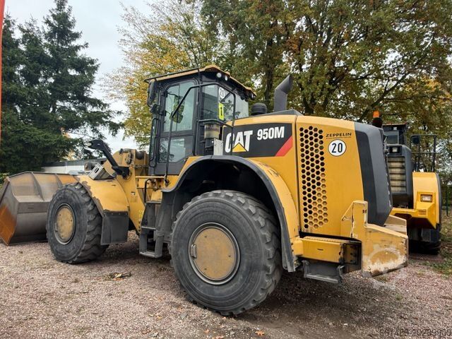 Hjullastare CATERPILLAR 950 M