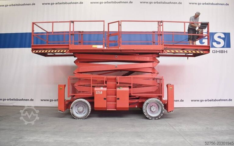 Elevador de tesoura Genie GS 4390 RT