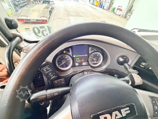 Standard-SZM DAF XF 480 Spacecab