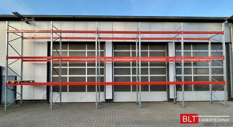 Prateleira industrial robusta ca. 100,16 lfm. Palettenregale H: 550cm Fachlast : 3000 kg , 432 Palettenplätze