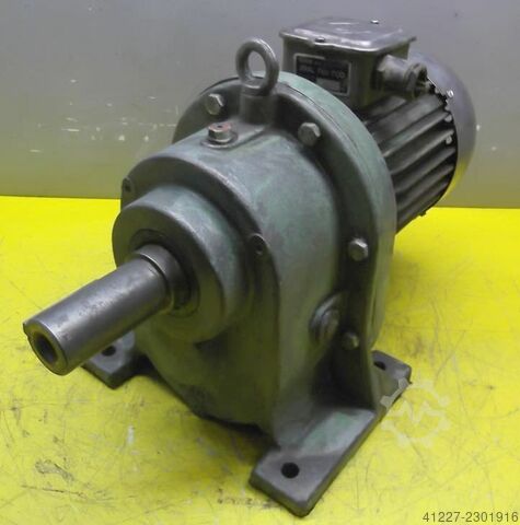 Gear motor 0.8 kW 40 rpm VEM Z3KR90,1/4/S