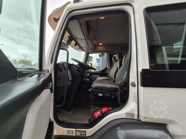 Bergungsfahrzeug Volvo FL 250 E6 DoKa 7 Sitze/ Abschlepp/ Bergingswage...