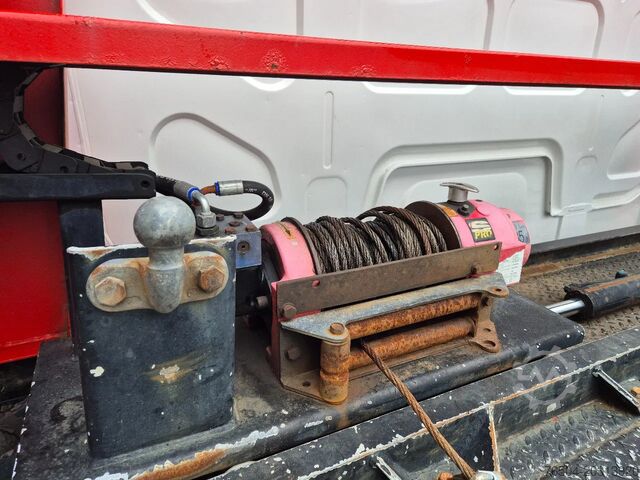 Bergingsvoertuig Volvo FL 250 E6 DoKa 7 Sitze/ Abschlepp/ Bergingswage...