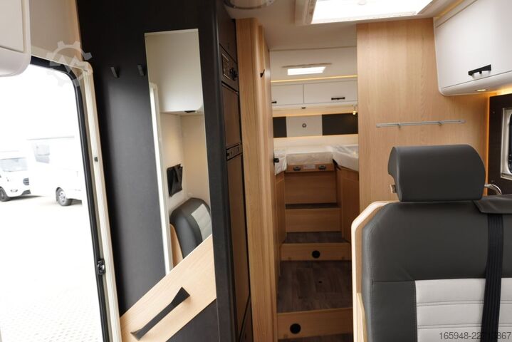 Half-integraal camper SUNLIGHT T 68 FIAT ADVENTURE ED.