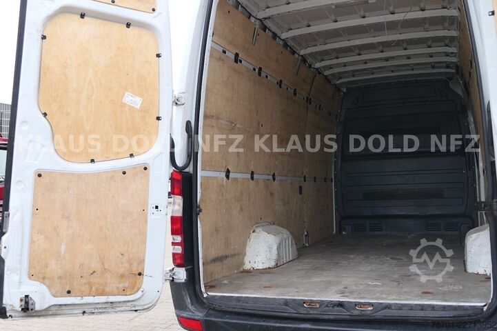 Duba panelată MERCEDES-BENZ 314 Sprinter Kasten Lang leichter Motorschaden