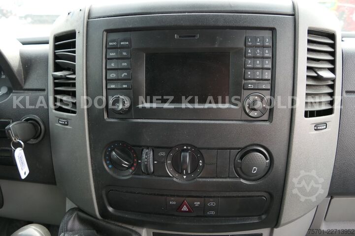 Duba panelată MERCEDES-BENZ 314 Sprinter Kasten Lang leichter Motorschaden
