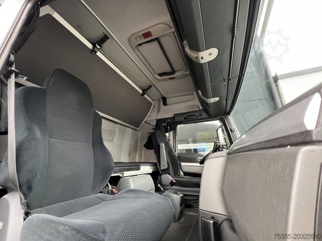 Volume trekker MAN TGX 18.440 XLX MEGA Klimaauto Motorbremse 2xTank