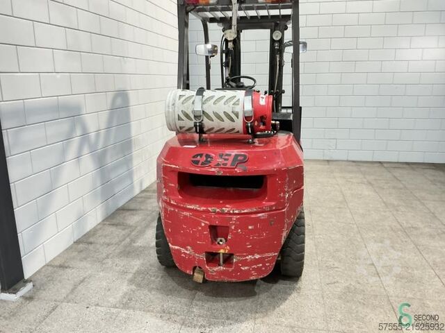 Chariot élévateur EP FG35T