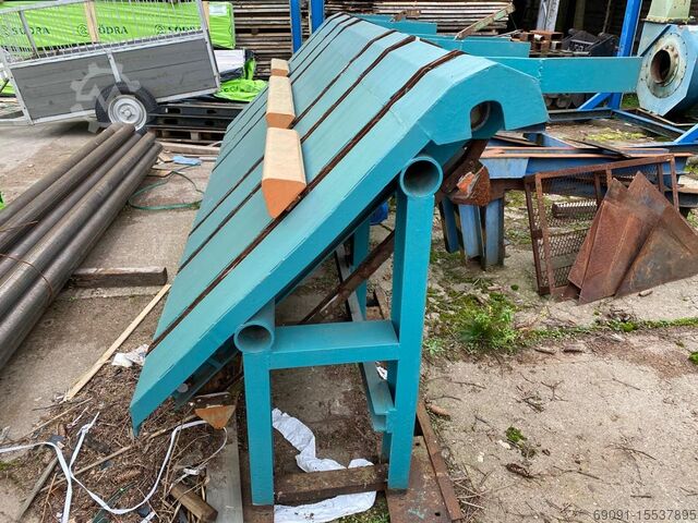 Transportador transversal de troncos  