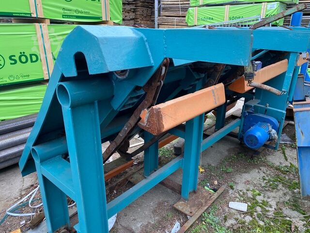 Transportador transversal de troncos  