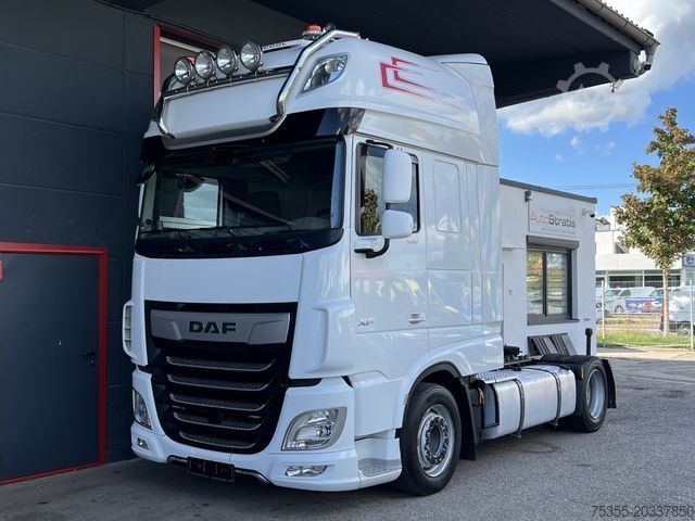 Volymdragbil DAF XF 530 SuperSpaceCab Klima+Standklima Retarder