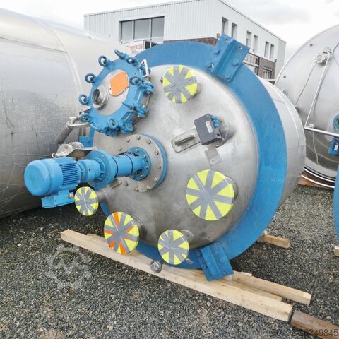 2500-liter heatable/coolable pressure vessel made of V4A Innoweld 8126