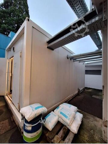 Cooling system recooler for injection molding Cofely 300 kW Verdunstungskühler