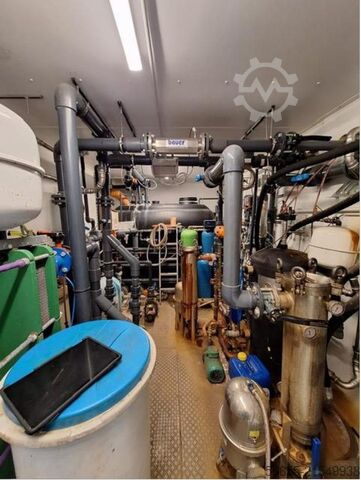 Cooling system recooler for injection molding Cofely 300 kW Verdunstungskühler