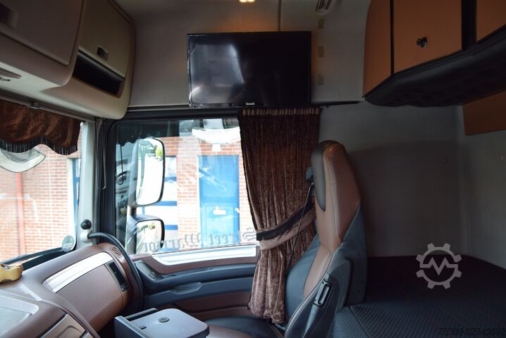 Standaard trekker Daf XF 530 FT Retarder Leder Standklima Hydraulik