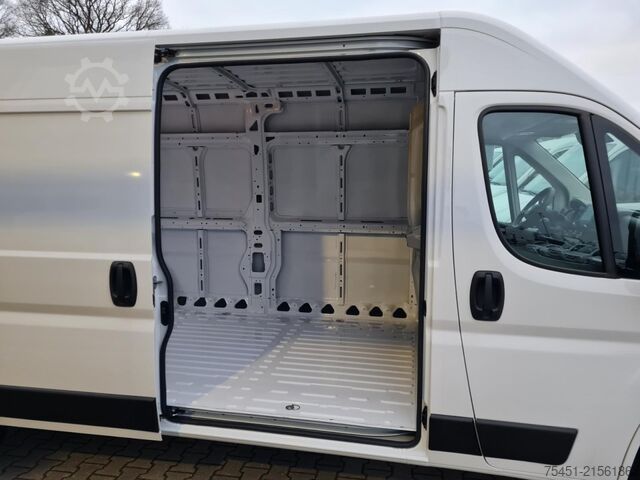 Panel van Opel Movano Kasten 2.2 HDi 140 (3,5t) L3H2 Navi App