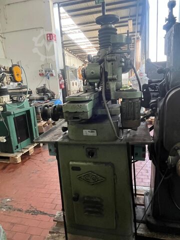 Szerszámköszörű CG Universe