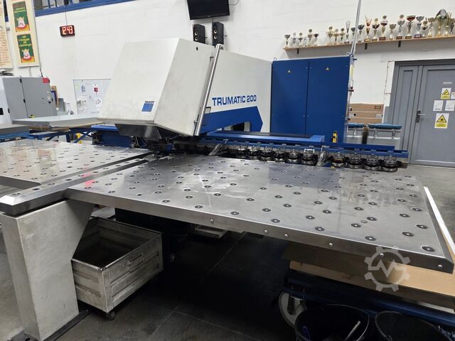 Probojna presa TRUMPF TruMatic 200 R