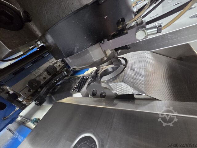 Probojna presa TRUMPF TruMatic 200 R