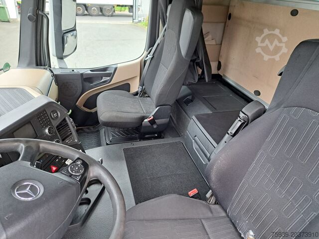 LKW-Fahrgestell Mercedes Benz Actros 2745 6x2