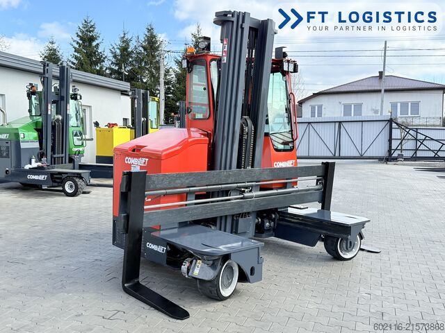 Vierwegvorkheftruck Combilift C3000ET TRIPLEX 5940 WIDE FORK POSITIONE