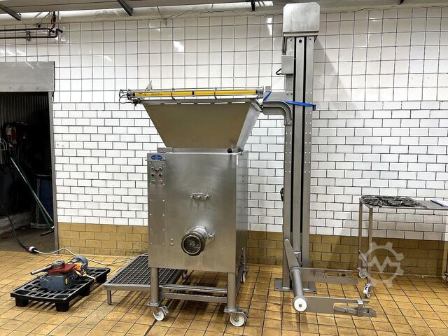 Mescolatore tritacarne + sollevatore casse KOLBE MWE 52
