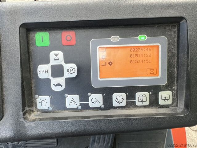 Electric 3-wheel forklift Toyota 8 FBE 20 T