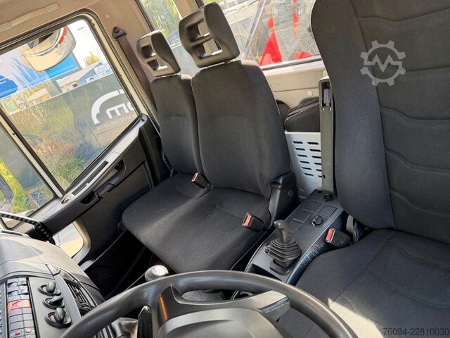 Driezijdige kipper IVECO Eurocargo 180-320 KRAN 14m FUNK KIPPER AHK