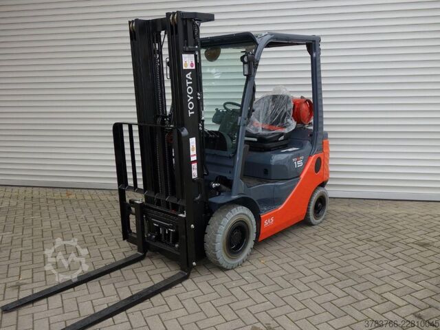 LPG gaffeltrucks Toyota 02-8FGF15