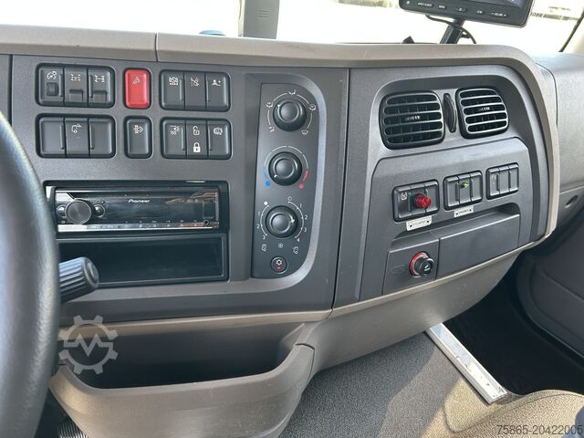 Vrachtwagen met kraan DAF LF 320 FA 19T + Burg BPM 0018 Trailer / Effer 1...