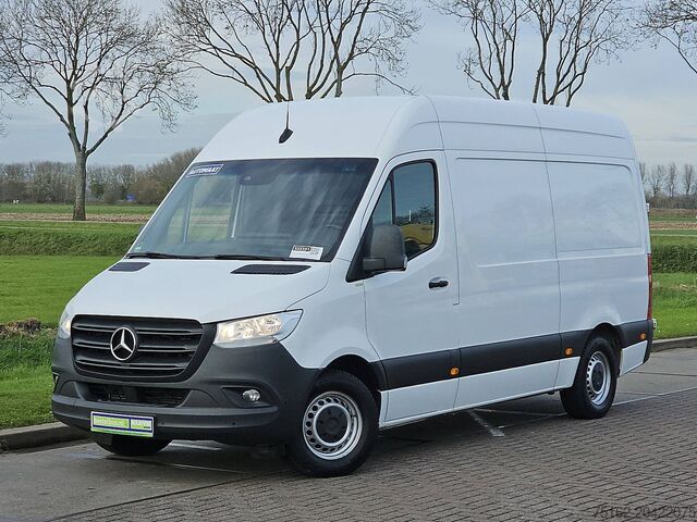 Kombi z wysokim dachem MERCEDES-BENZ SPRINTER 316 L2H2 Navi Automaat