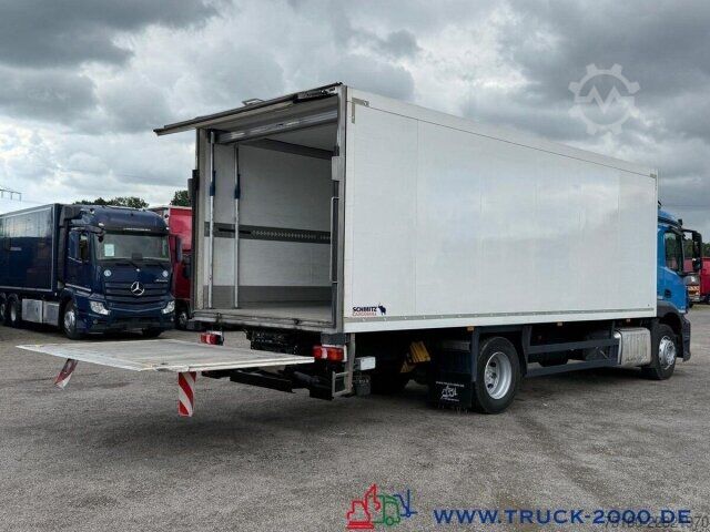 Sandučar kamion Mercedes-Benz Antos 1830 Isolierter Koffer 7.40m LBW 1.5t.