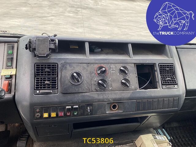 Tanker truck MAN L 2000 12.220