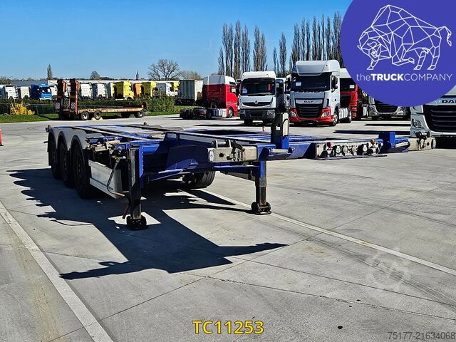 Transport de conteneurs Renders 