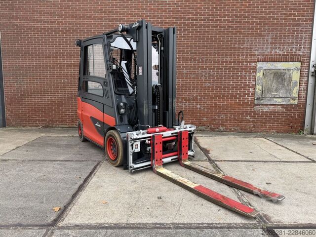 Carrello elevatore elettrico a 4 ruote Linde E50HL-01