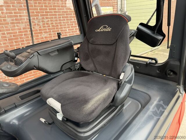 Carrello elevatore elettrico a 4 ruote Linde E50HL-01