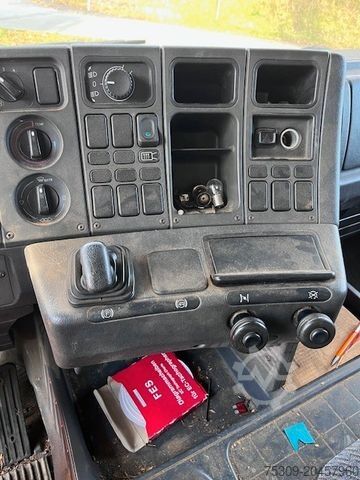 Vrachtauto met open laadbak SCANIA H 93 mit PK 14500 FB & 2 to. Seilwinde