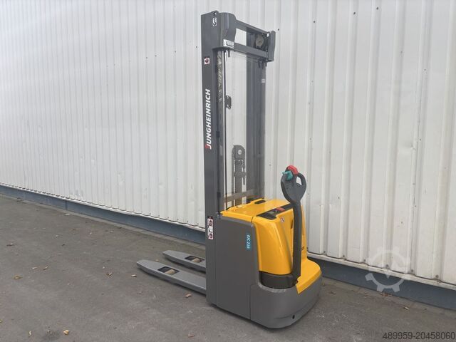 Hoogheffende truck Jungheinrich EJC 216