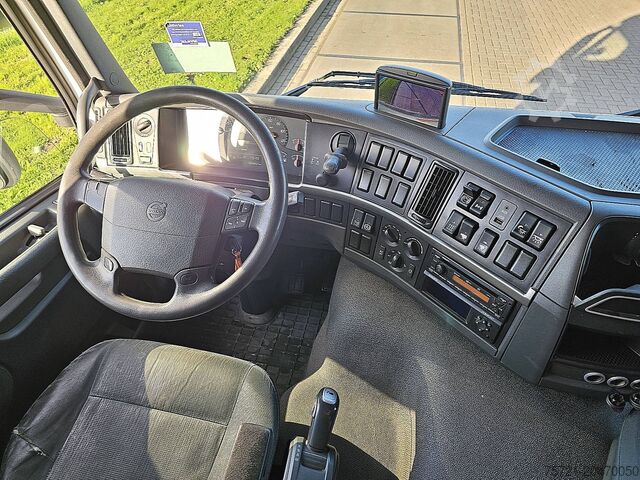βαλίτσα VOLVO FM 11.330 3 SEATS LIFT 290TKM