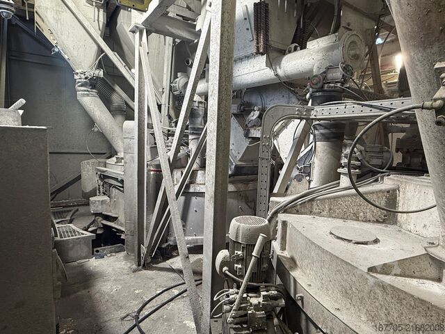 Stationary concrete mixing plant EUROMECC Euro5 MAX Wet