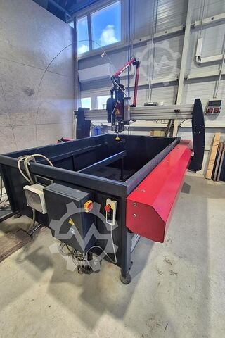 Waterjet cutting machine OMAX MAXIEM 1515