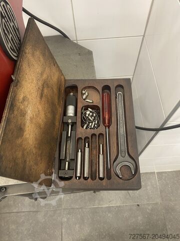 Cylinder boring machines (2 units) FRIRO 