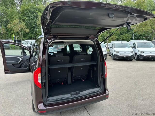 Minibus Mercedes-Benz EQT 200 lang 7 Sitzer Wartungspaket rubellitrot