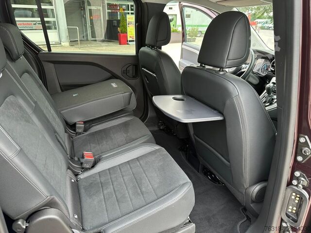 Minibus Mercedes-Benz EQT 200 lang 7 Sitzer Wartungspaket rubellitrot