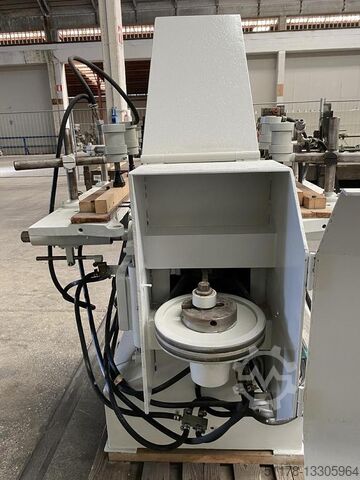 Dubbele horizontale boor- en oscillerende machine, merk Sicma met 3 boorspindels en 1 oscillerende s Sicma