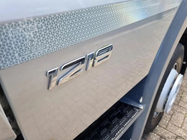 Kuffert Mercedes-Benz Atego 1218 Koffer/ Ladebordwand/ Airco/ Grau Me...