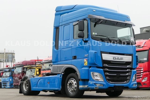 Standardní tahač DAF XF 460 Space Cab XL-Tank Euro 6