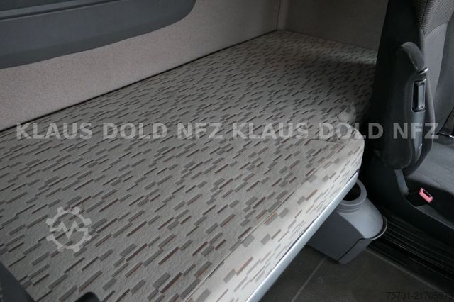 Standardní tahač DAF XF 460 Space Cab XL-Tank Euro 6