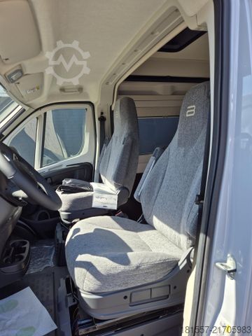 Obytný vůz BÜRSTNER Papillon PC 6.0 ** Aufstelldach **, Automatik