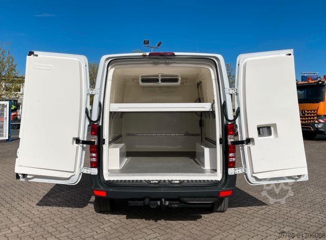 Hűtőfelépítményes furgon MERCEDES-BENZ Sprinter 316 CDI/ L1H1/ Frische/ Standk./ AC